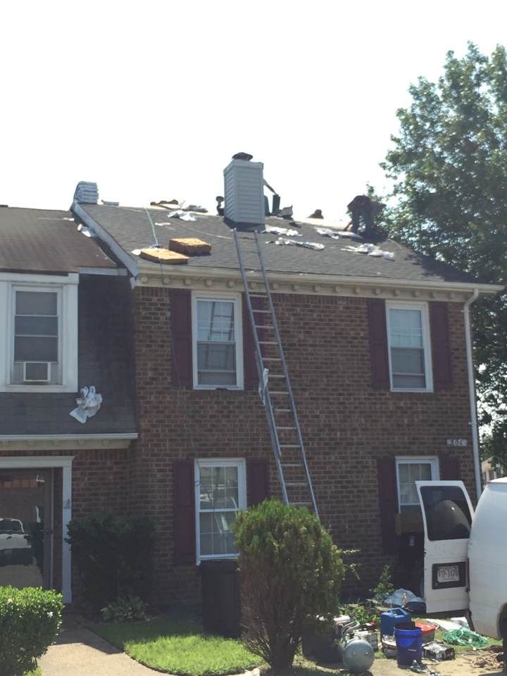 Chesapeake, VA - Installing a new GAF Timberline HD roofing system. Chesapeake, VA - Installing a new GAF Timberline HD roofing system.