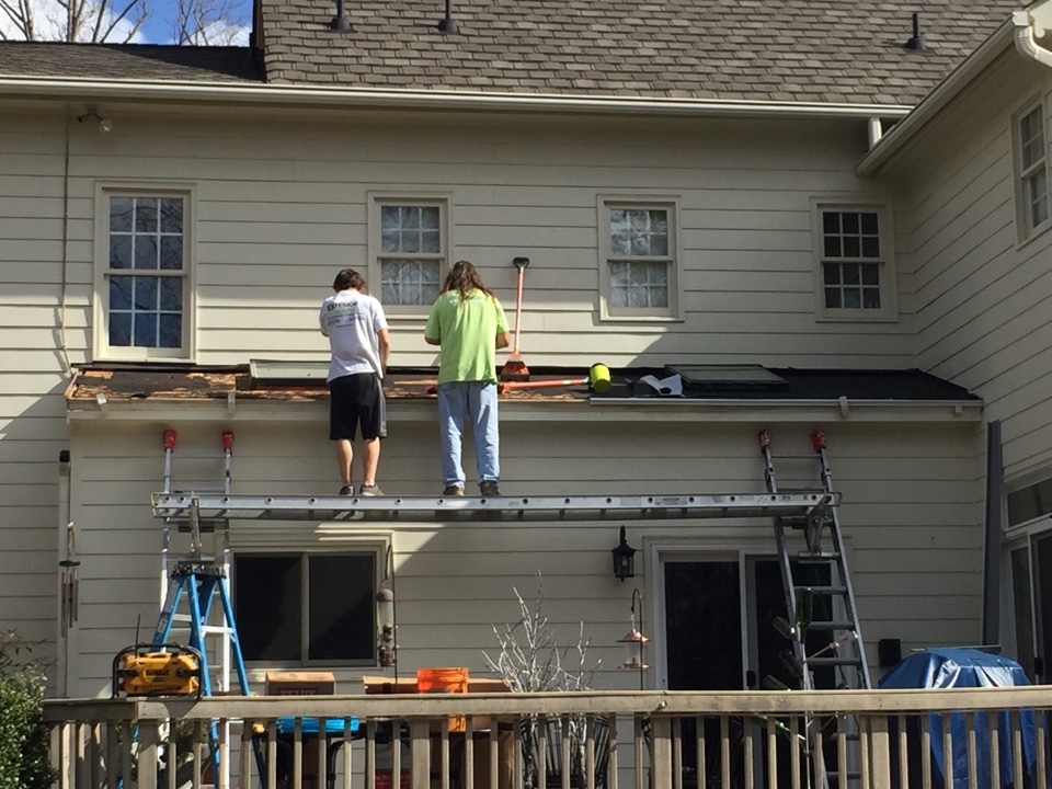 Chesterfield, VA - Nice day for a GAF antique slate Camelot re-roof Chesterfield, VA - Nice day for a GAF antique slate Camelot re-roof