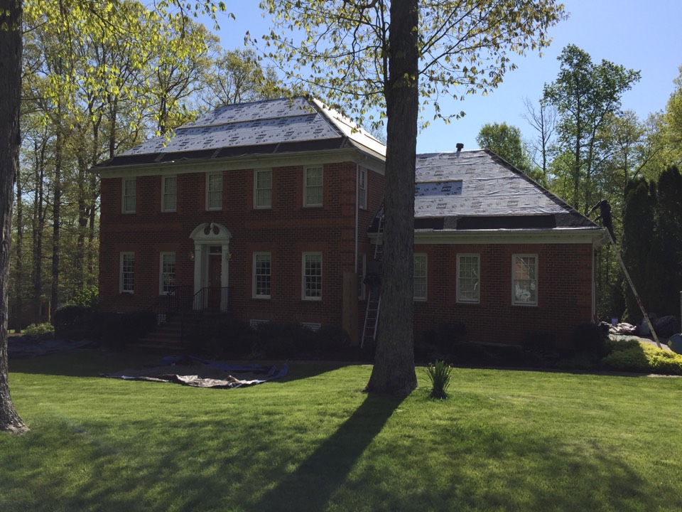 Chesterfield, VA - In progress roofing installation with GAF Camelot Roof in Sheffield Black Chesterfield, VA - In progress roofing installation with GAF Camelot Roof in Sheffield Black
