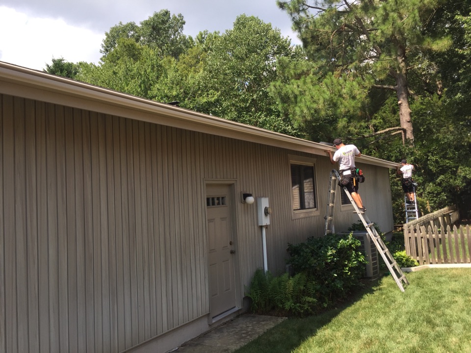 Virginia Beach, VA - Installing LeafGuard gutter system. Virginia Beach, VA - Installing LeafGuard gutter system.