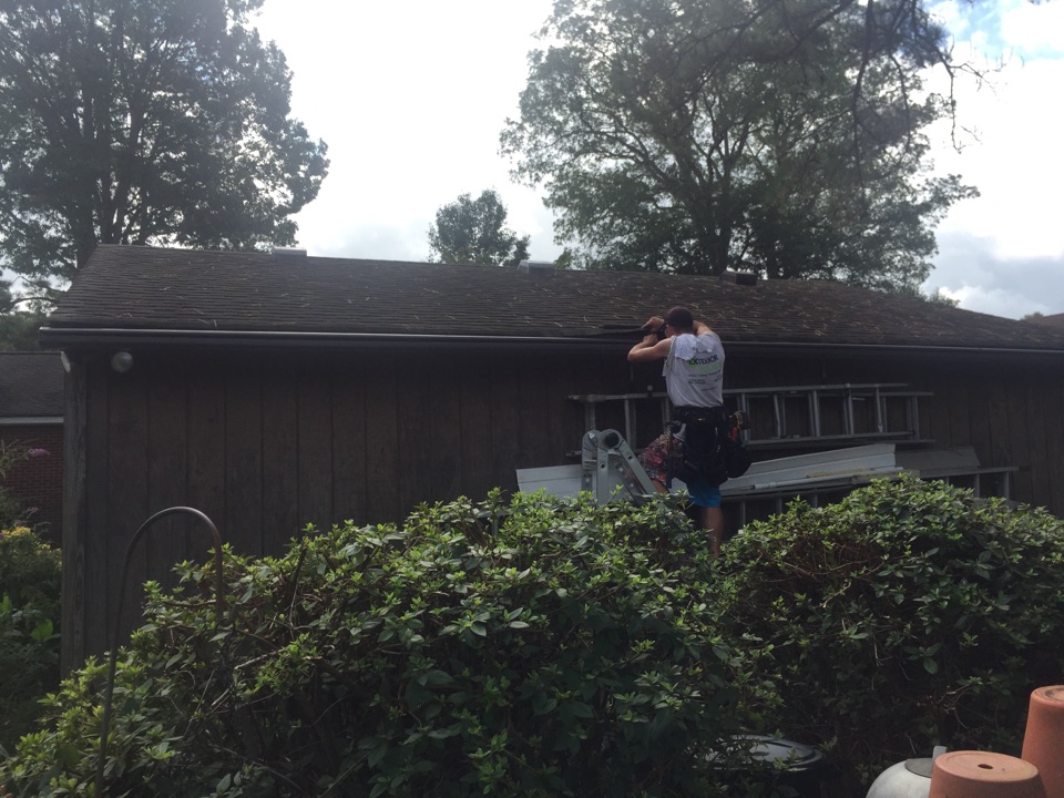 Chesapeake, VA - Installing new LeafGuard gutters on this detached garage. Chesapeake, VA - Installing new LeafGuard gutters on this detached garage.