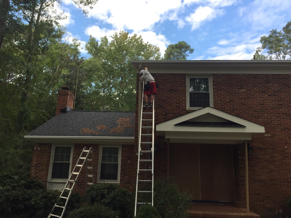 Virginia Beach, VA - Installing new LeafGuard gutters. Virginia Beach, VA - Installing new LeafGuard gutters.