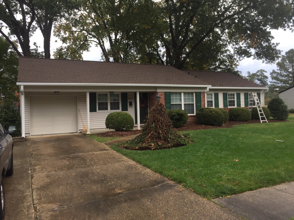 Virginia Beach, VA - New GAF roof along with new LeafGuard gutters. Virginia Beach, VA - New GAF roof along with new LeafGuard gutters.