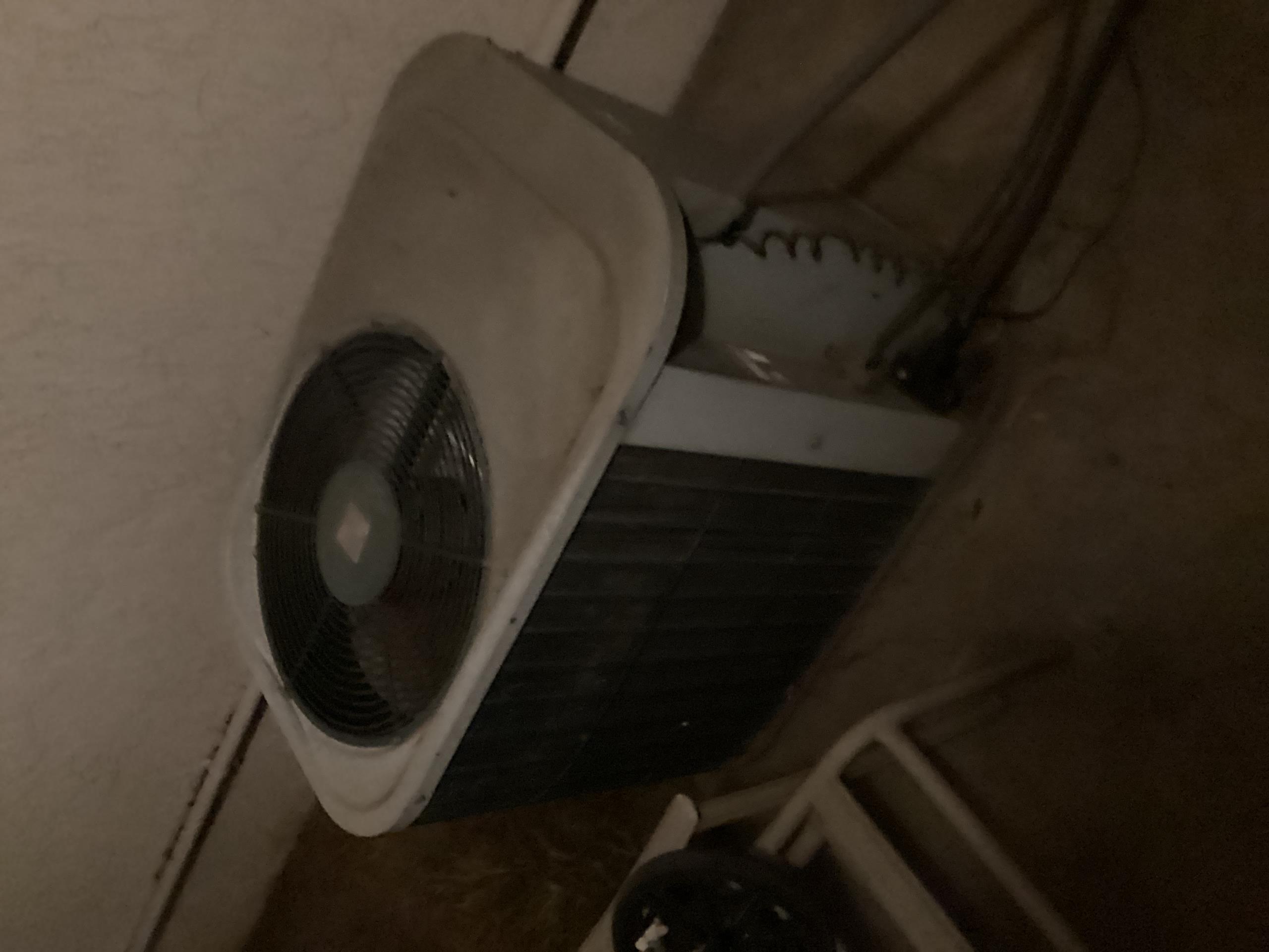 Unit is very old and does not work. At this time the best choice would be to replace equipment. Estimate will be sent for a new unit! 