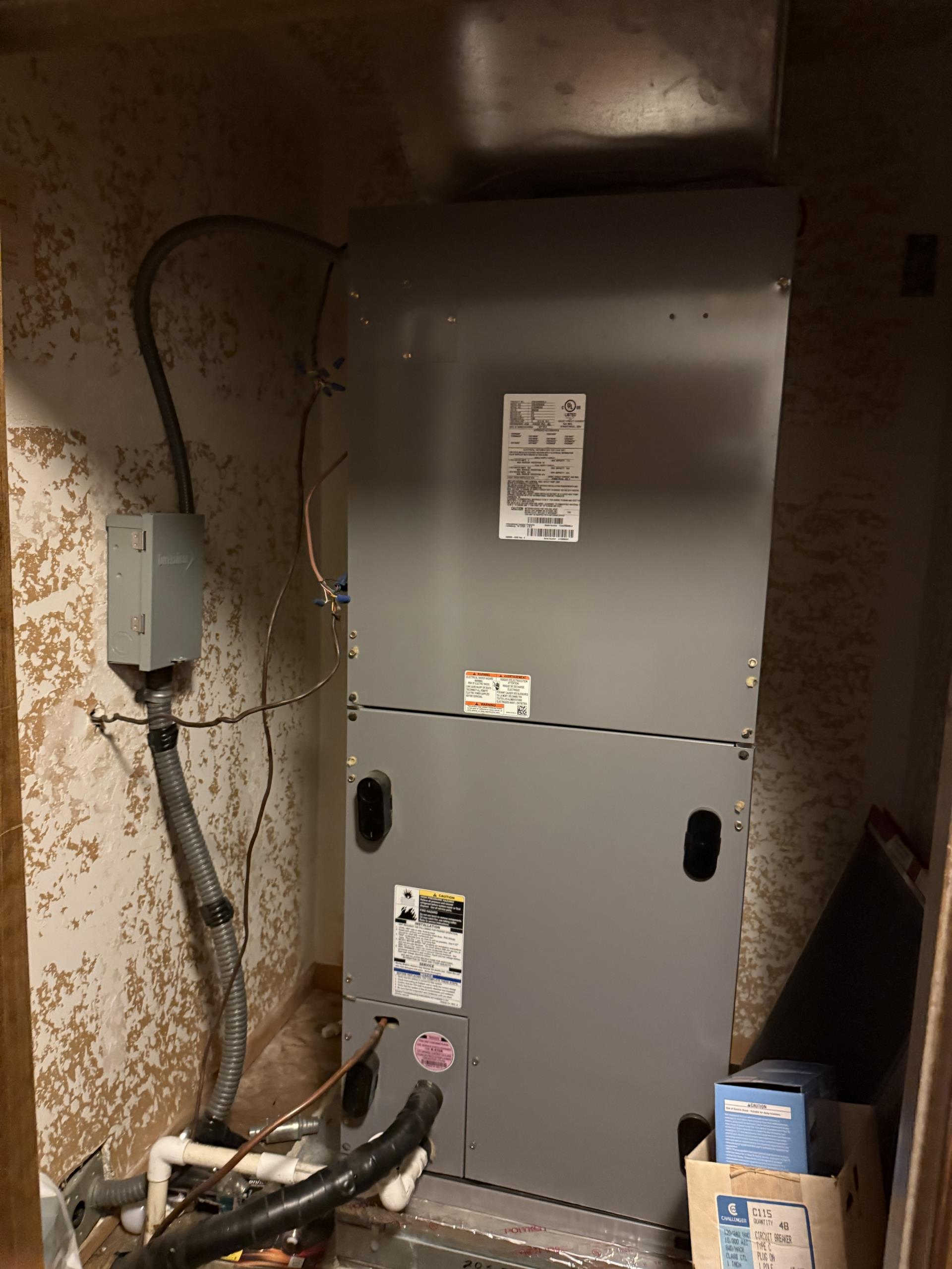 Technician arrived to home to perform a maintenance service. Found that the unit is in working order. The customer is extremely happy with the service! 