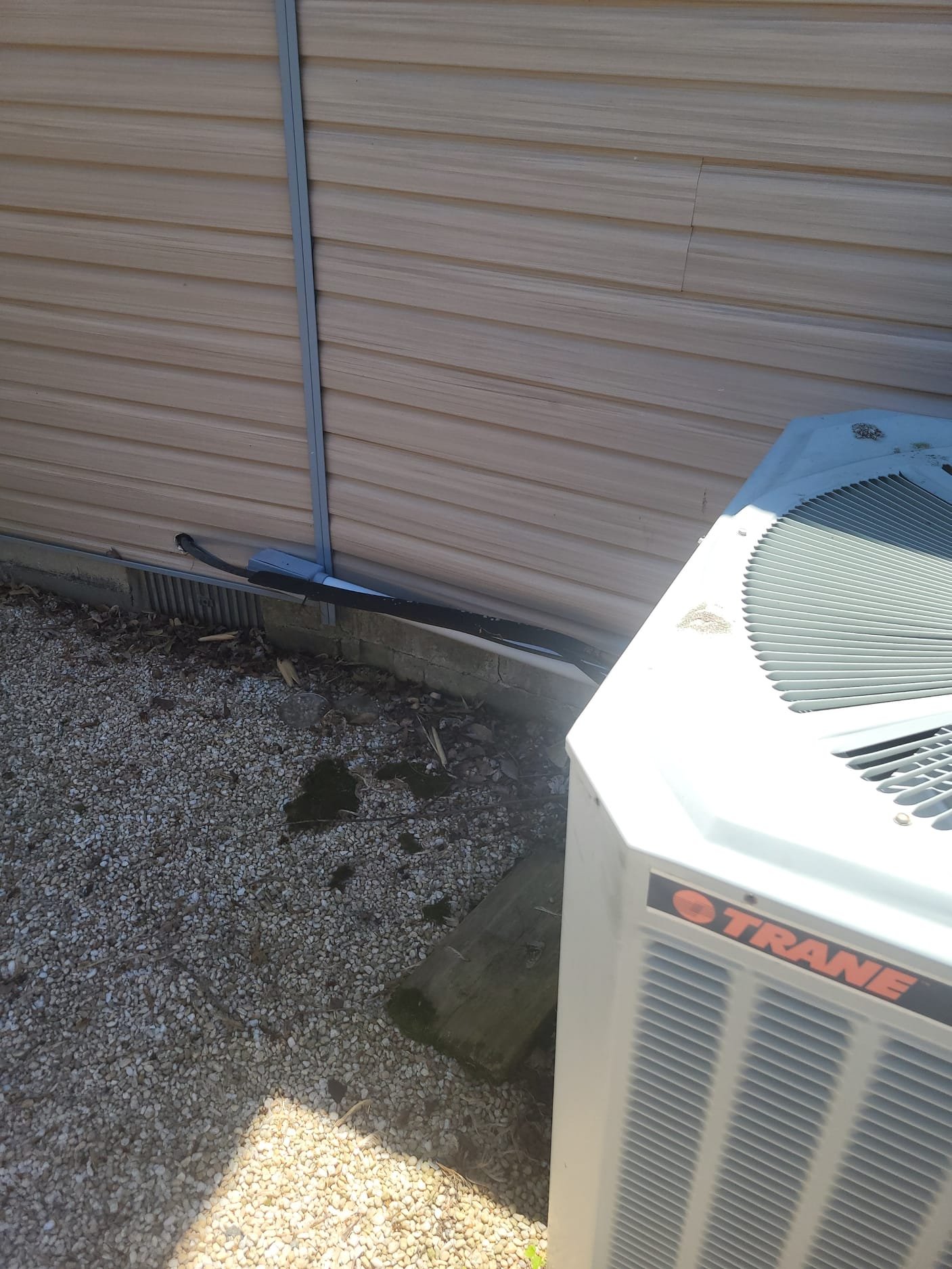 I successfully completed a task involving the supply and installation of ductboard. The project required the use of 10.5 x 24.5 ductboard, which was meticulously measured and cut to fit the specified dimensions. The installation process included returning 12 inches and 8 inches, ensuring precise alignment and a seamless fit. Attention to detail was paramount, as the ductboard was carefully installed to maintain optimal airflow and efficiency. The final result was a clean, professional installation that met all project requirements.
