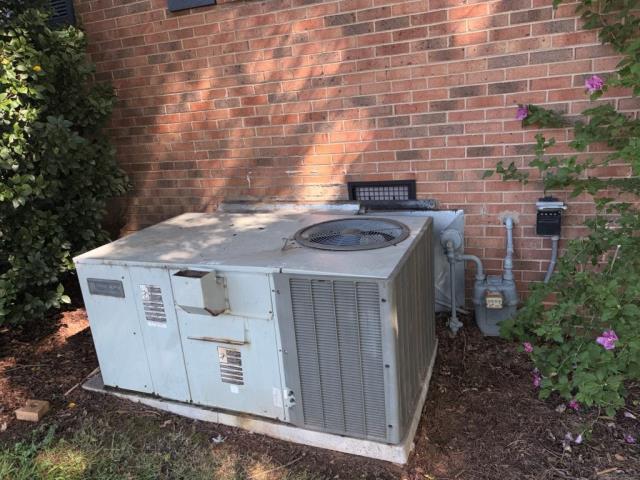 Our team successfully completed a comprehensive HVAC replacement, installing a 2.5-ton two-stage Amana gas pack system to ensure efficient heating and cooling. We replaced the old 14-inch return duct with a new, larger 18-inch return duct to enhance airflow and overall system performance. Additionally, we installed a Honeywell 8000 thermostat, providing precise and convenient temperature control. This upgrade guarantees reliable and effective climate control for the home.