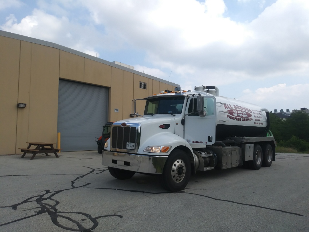 Lemont, IL - Pump and clean septic tank
