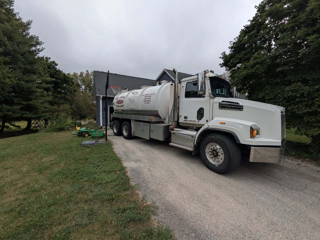 pump and clean septic tank 