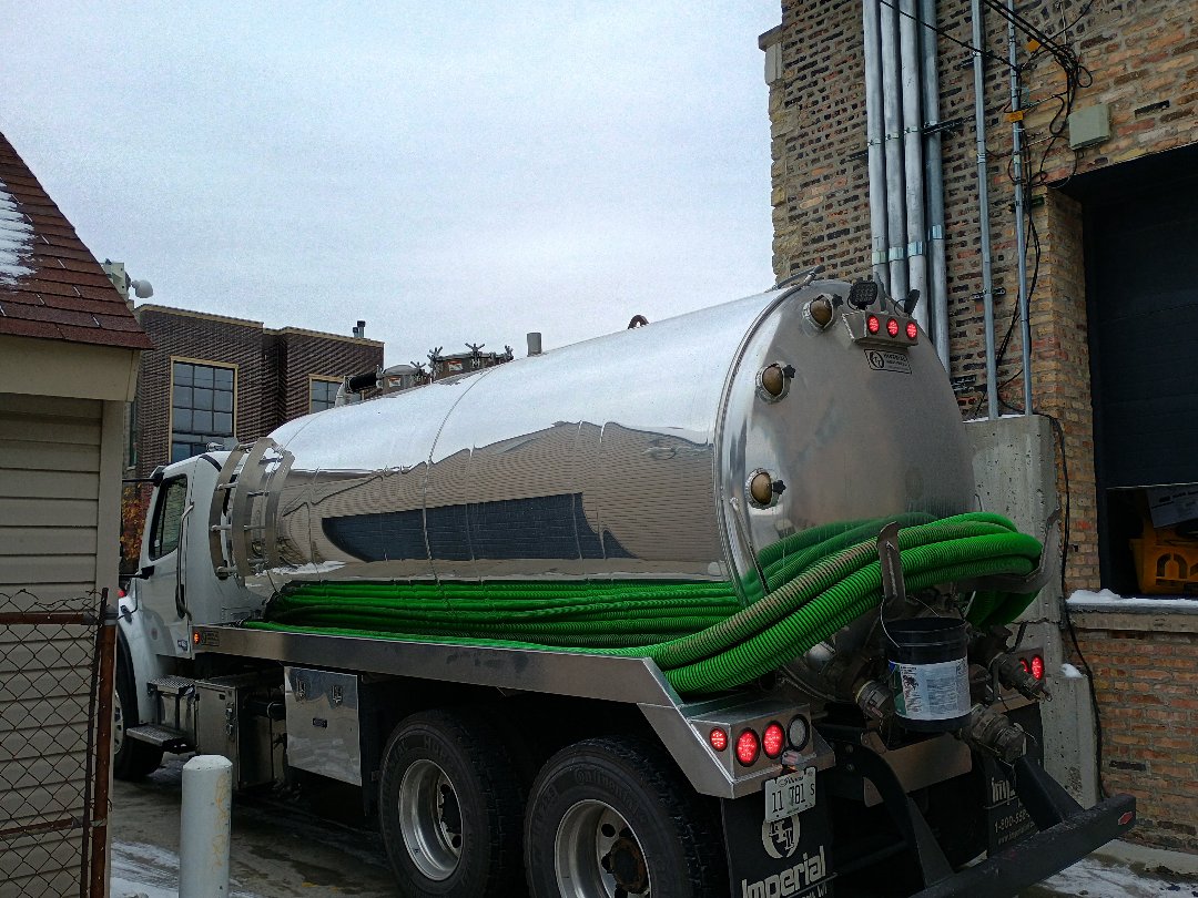 Chicago, IL - Grease Trap Service 