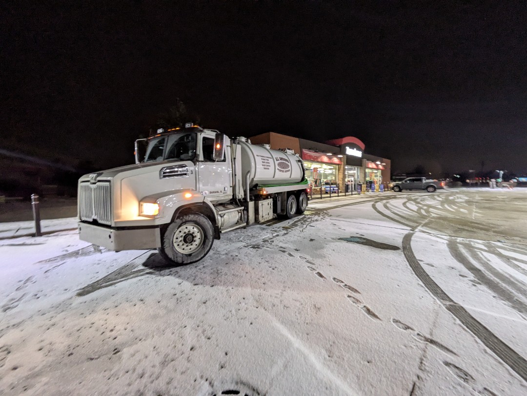 pump and clean inside grease trap 