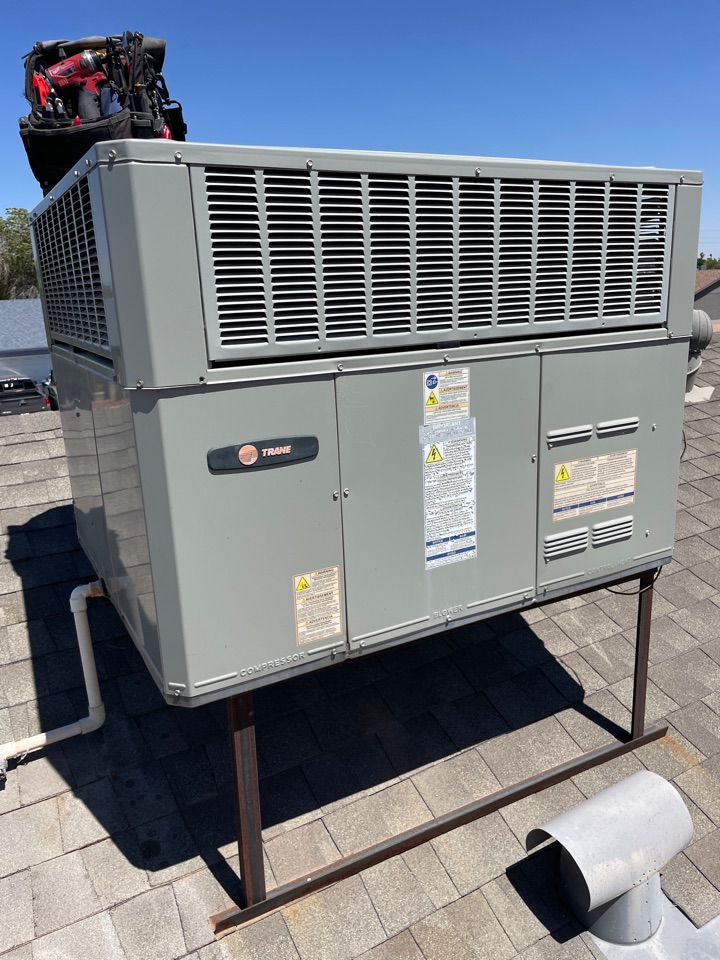 Trane American standard RUUD York Goodman air conditioner heat pump AC unit in Glendale AZ 