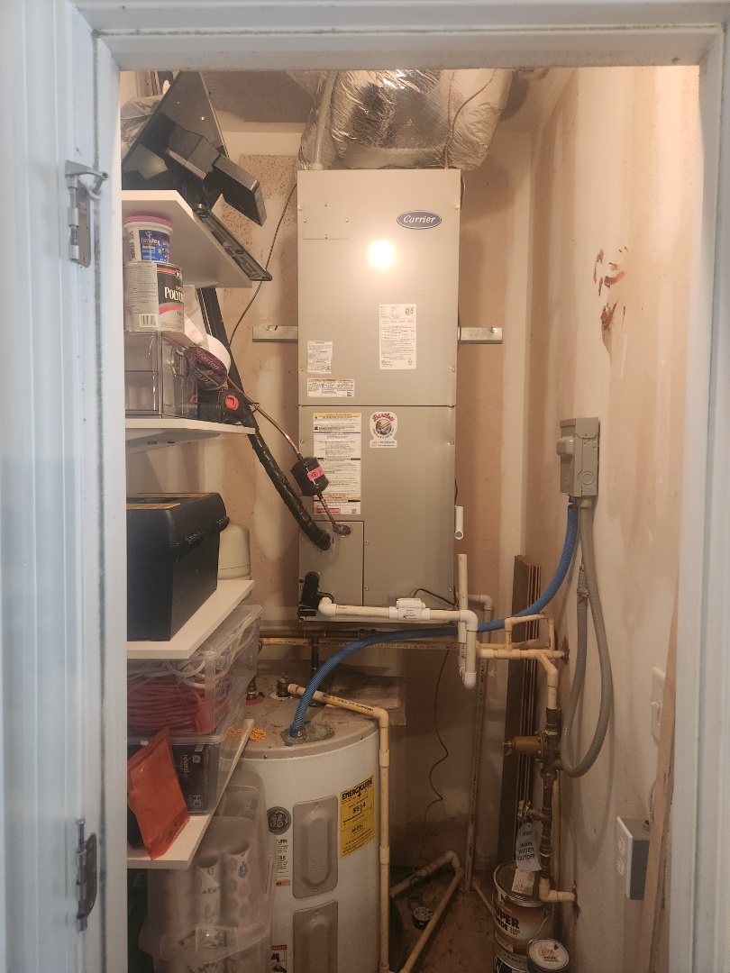 Smyrna, GA - Installed new Carrier 15 seer Heatpump system 
