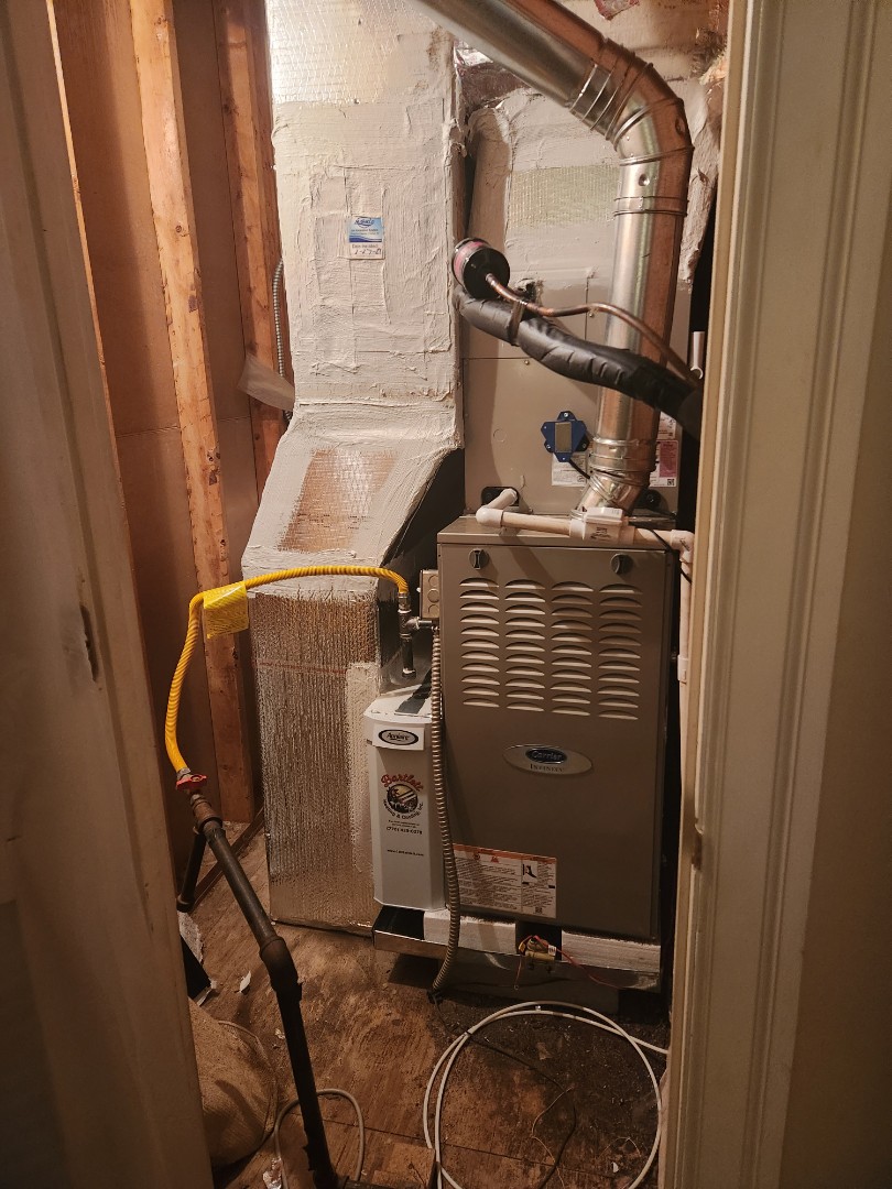 Atlanta, GA - Installed new Carrier Infinity 5 stage condenser with Carrier Infinity 2stage variable speed gas furnace Infinity Mytouch WIFI Thermostat and Aprilaire media filter 