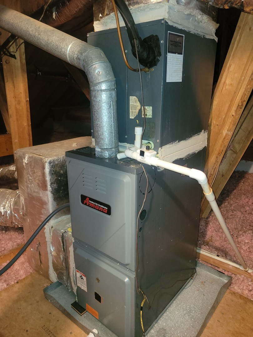 Acworth, GA - Performed AC Maintenance on a Amana Condensing r22. Acworth