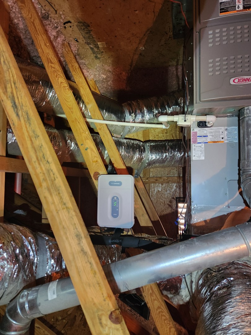 Marietta, GA - Installed new Carrier High Efficiency cooling system with Honeywell zone system 