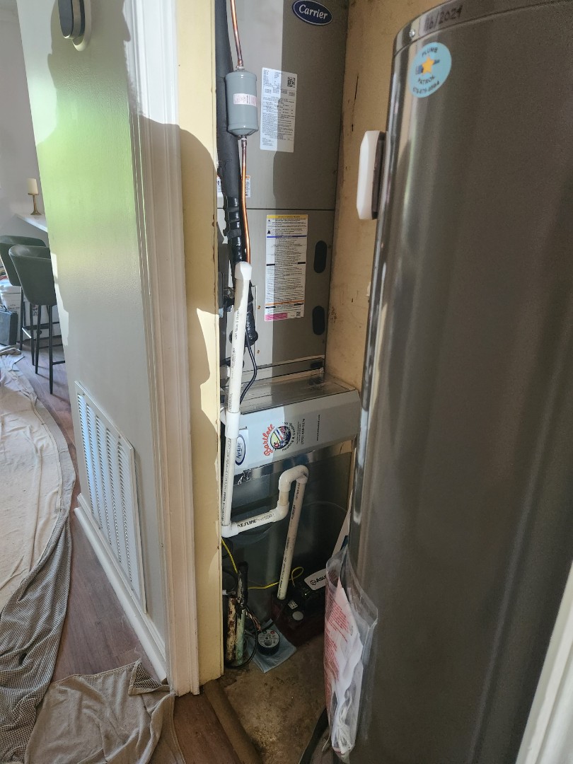 Atlanta, GA - Installed new Carrier High Efficiency heat pump system with Ecobee Wifi Thermostat and new lineset 
