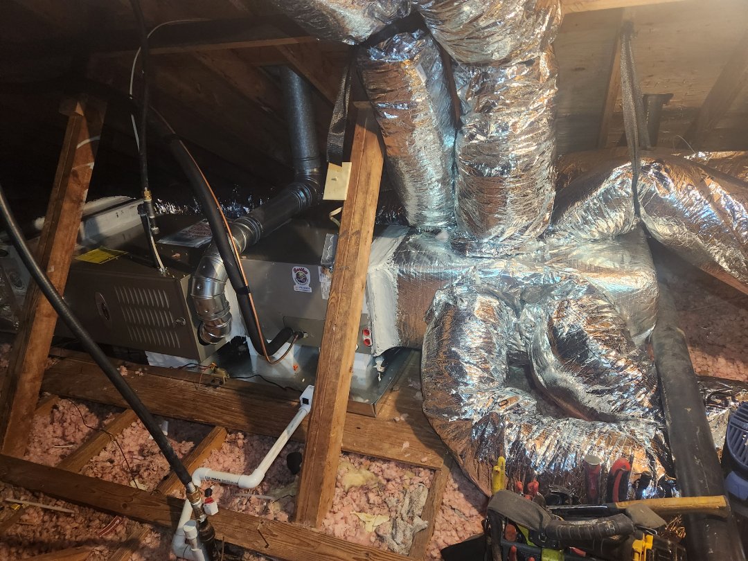 Marietta, GA - installed new Carrier Infinity high efficiency system with all new ductwork 