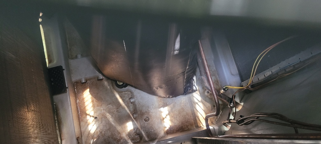 Smyrna, GA - Performed AC Maintenance on a Carrier Condensing Unit and removed all debris from bottom of condensing unit.  smyrna