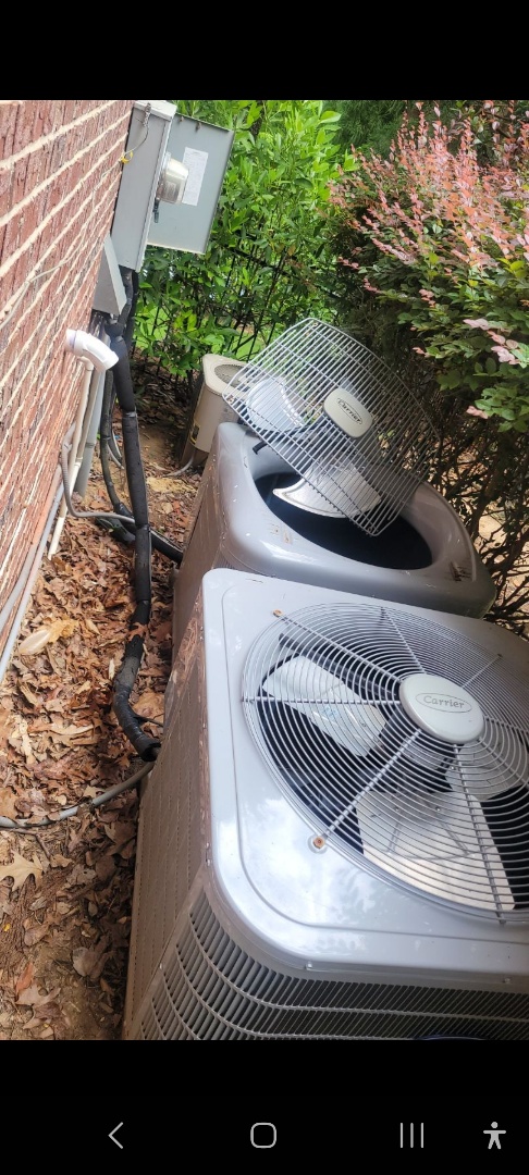 Kennesaw, GA - Performed AC Maintenance on 2 Carrier Condensing Units 1 Lennox HP and removed all debris from bottom of units. Kennesaw 