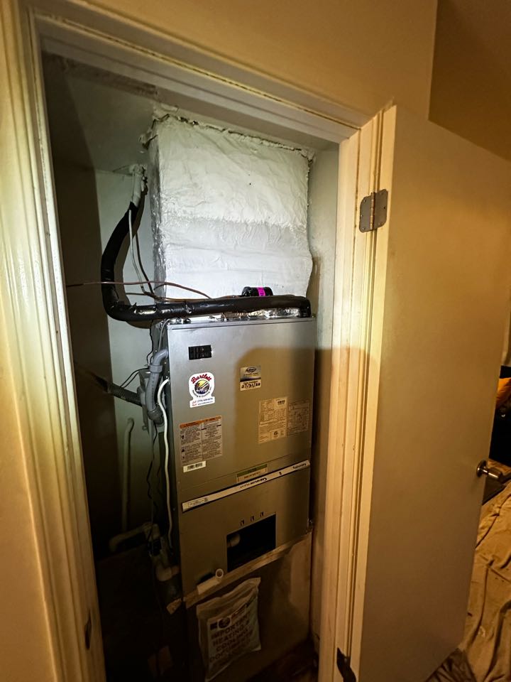 Atlanta, GA - Replaced existing mechanical system with new Carrier air handler. Installed new ecobee thermostat. Installed nu-shield air purifier. Charged system with 410A refrigerant. Checked Delta T. System is working as needed. 