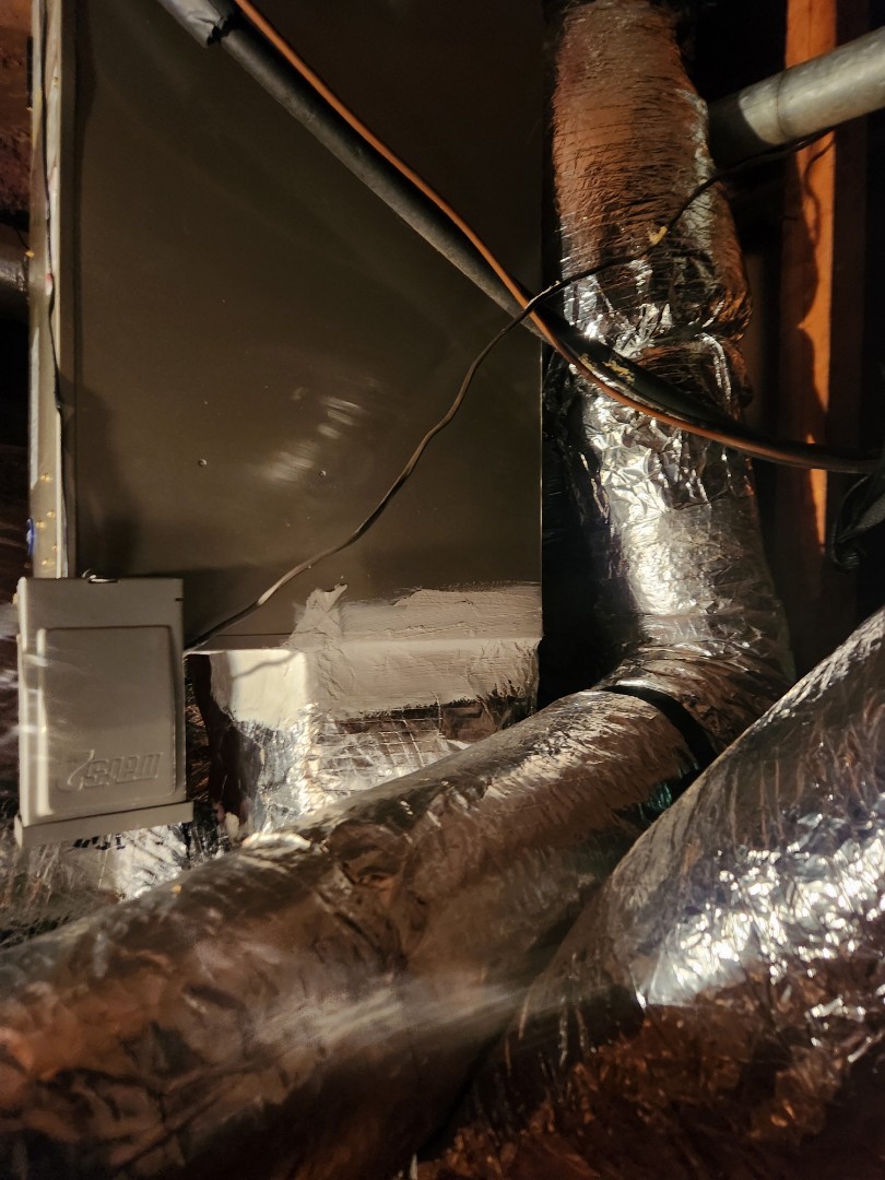 Smyrna, GA - Installed new supply air plunm for upstairs system 
