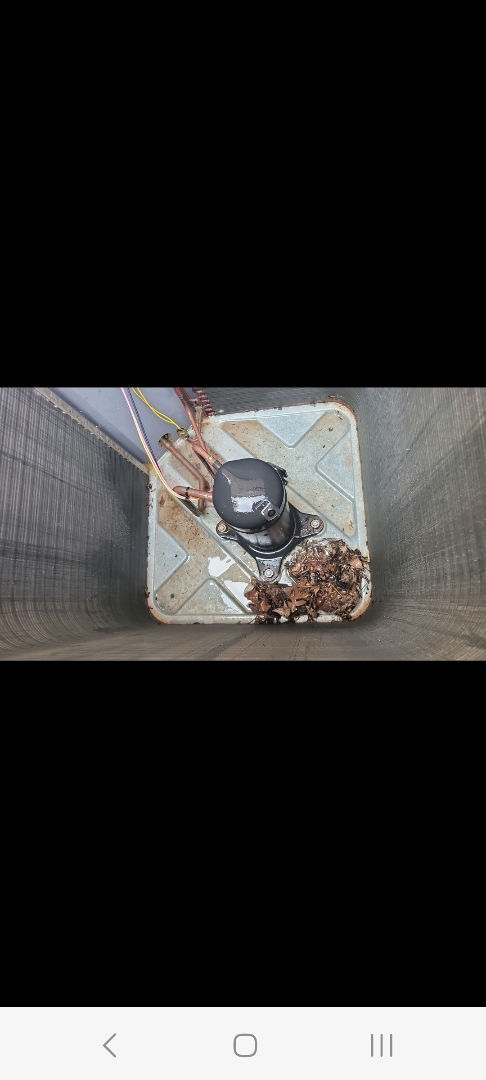 Marietta, GA - Performed AC Maintenance on 2 Lennox Condensing Units and a Lennox HP,Removed all debris from bottom of condensing Units.  Marietta 