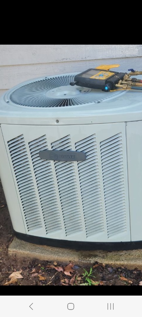 Marietta, GA - Performed AC Maintenance on a Trane Condensing Unit and removed all debris from bottom of condensing unit.  Marietta 
