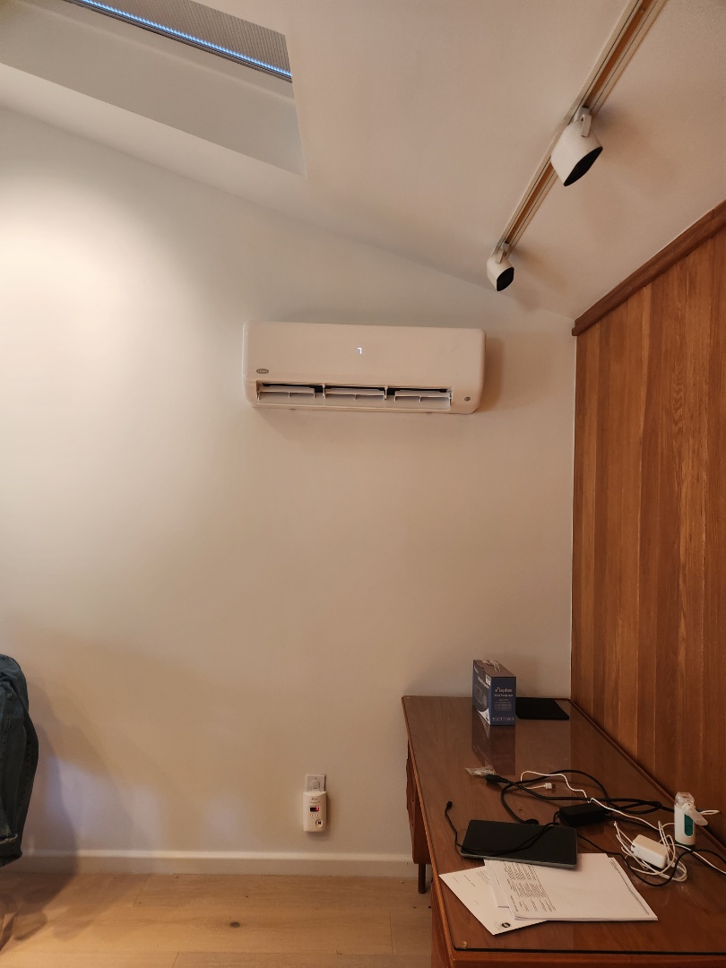 Marietta, GA - Installed new Carrier 2 head minisplit system for pool room and gym