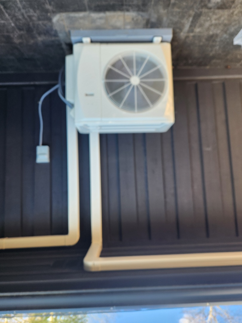 Marietta, GA - Installed new Carrier 2 head minisplit system for pool room and gym