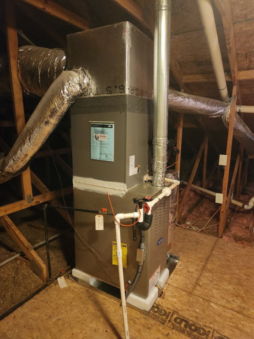 Marietta, GA - Installed new Carrier gas furnace and return plunm 