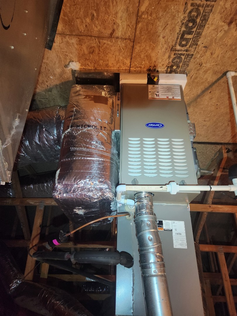 Marietta, GA - Installed new Carrier gas furnace and return plunm 