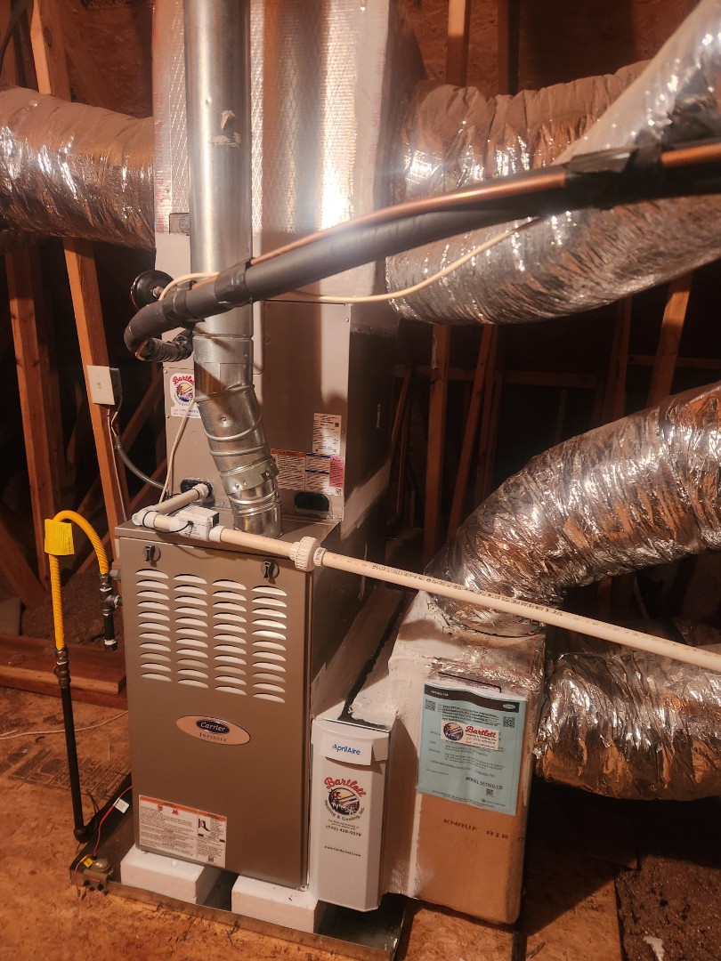 Smyrna, GA - Installed new Carrier High Efficiency 2stage variable speed gas furnace and Carrier High Efficiency condenser 