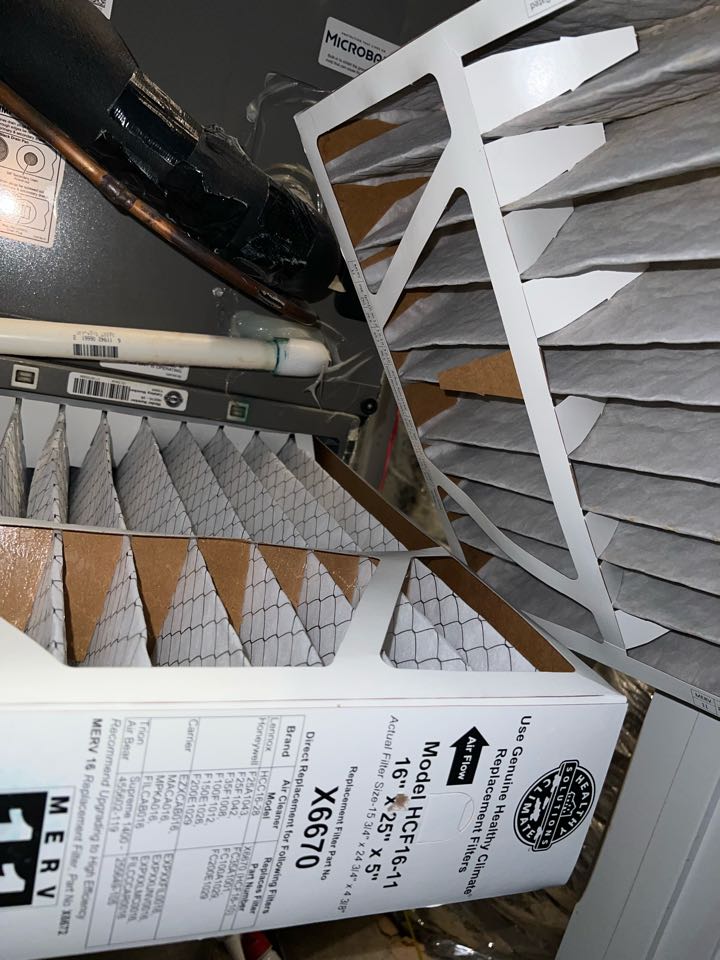 Replacing dirty filter on Lennox air handler
