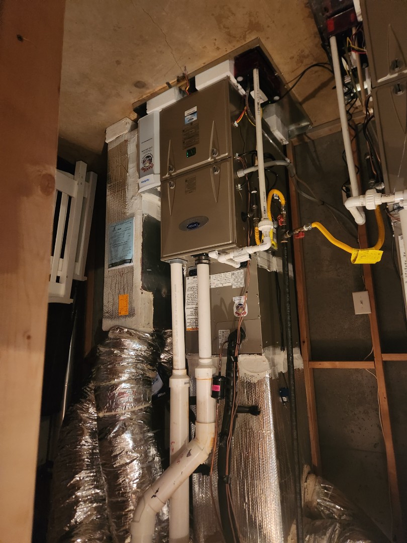 Atlanta, GA - Installed 2 new Carrier High Efficiency 2stage variable speed gas furnaces Infinity Greenspeed condensers with Carrier Infinity Mytouch WIFI Thermostats and Aprilaire media filters 