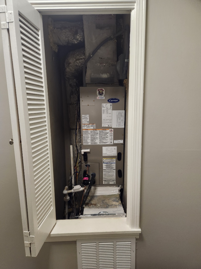 Atlanta, GA - Installed new Carrier High Efficiency Airhandler with Carrier High Efficiency condenser 