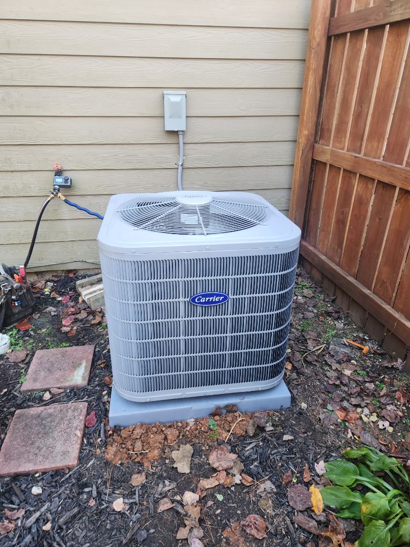 Smyrna, GA - Installed new Carrier High Efficiency 2stage variable speed gas furnace Carrier High Efficiency Heatpump 