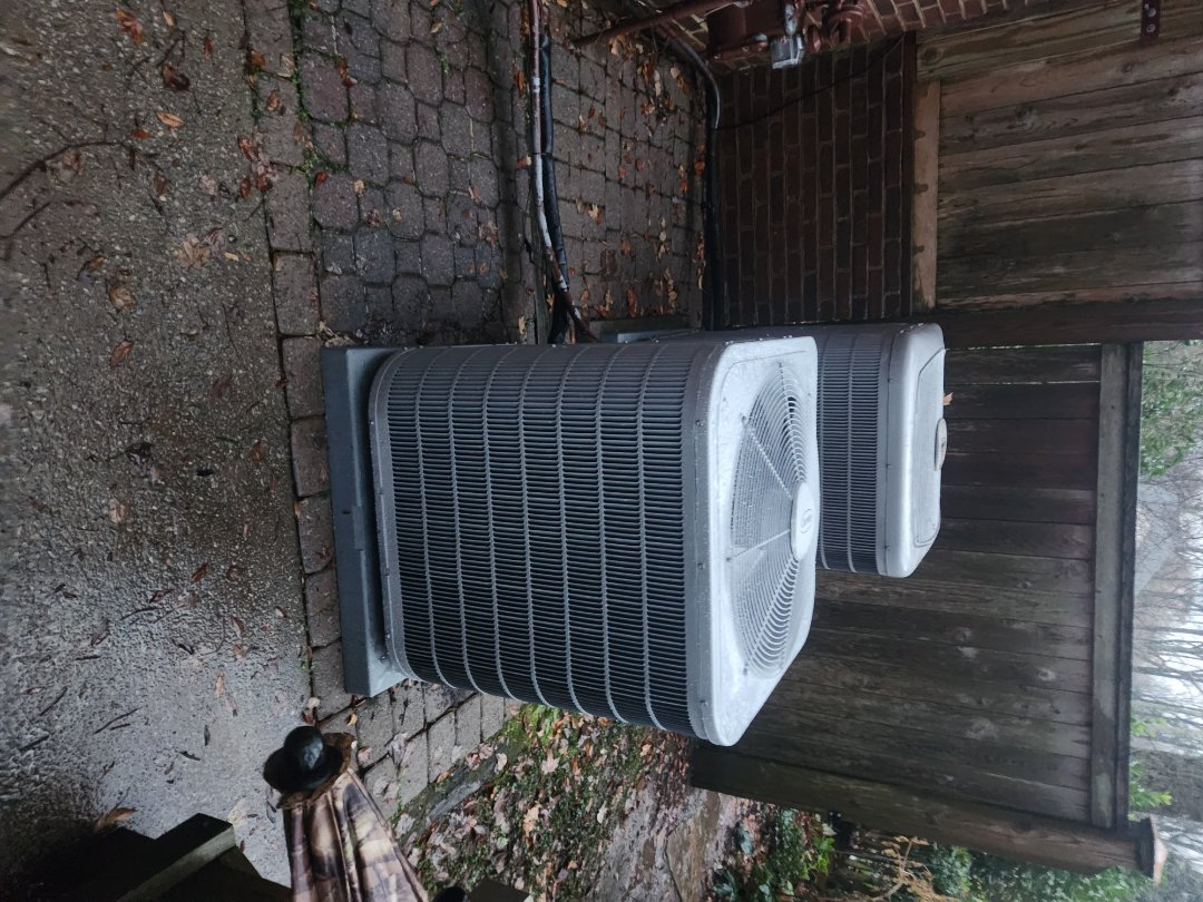 Marietta, GA - Installed new Carrier High Efficiency 2stage variable speed gas furnace Carrier 2stage condenser Ecobee Wifi Thermostat and Aprilaire media filter 