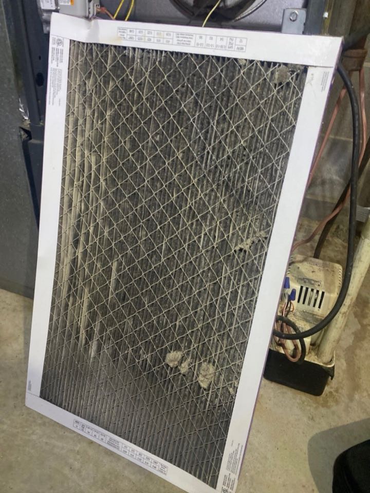 Marietta, GA - Clogged filter and dirty blower wheel causing no heat in gas furnace.
