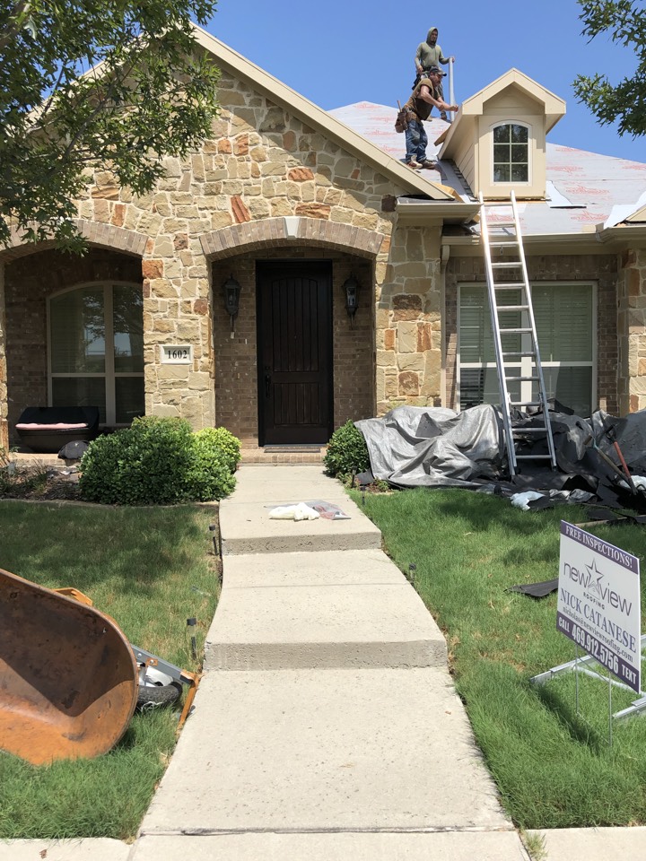Allen, TX - New View Crew working hard on a new GAF roof replacement due to recent wind and hail storms in the Allen Tx area. In addition to the roof we are replacing the hail damaged gutters and re staining the fence. All work was approved and paid for by Allstate insurance and the roof includes our lifetime workmanship warranty. Allen, TX - New View Crew working hard on a new GAF roof replacement due to recent wind and hail storms in the Allen Tx area. In addition to the roof we are replacing the hail damaged gutters and re staining the fence. All work was approved and paid for by Allstate insurance and the roof includes our lifetime workmanship warranty.