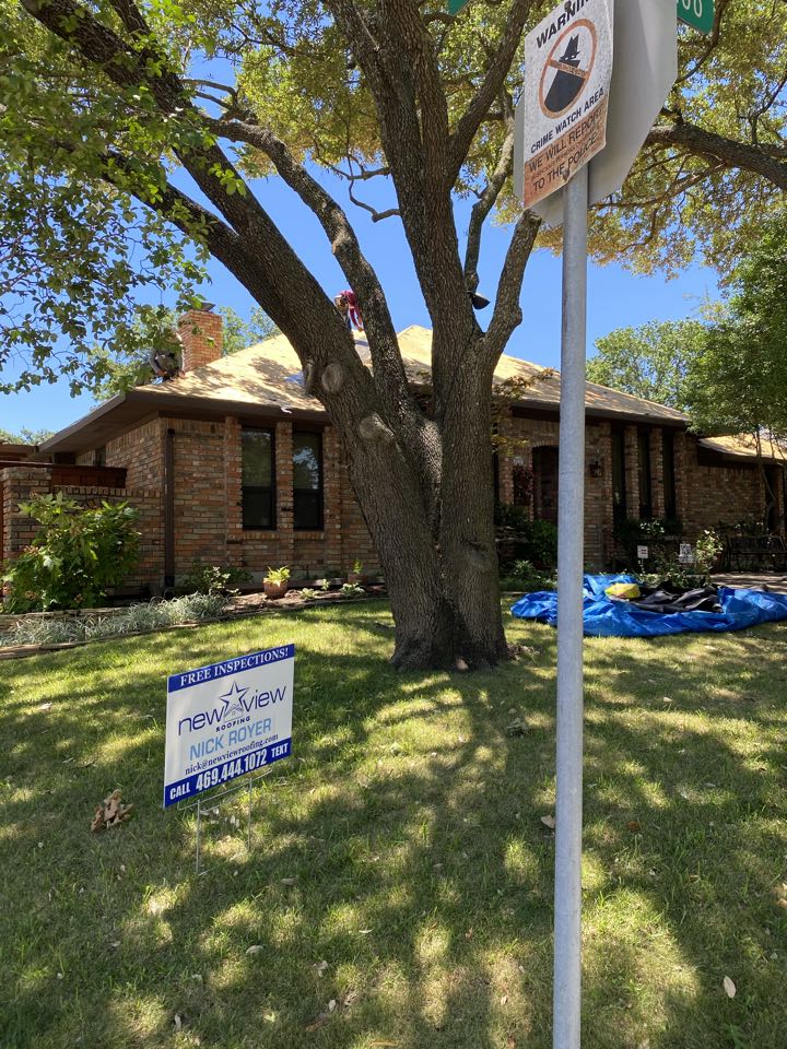 Dallas, TX - New View crew working hard on a new GAF Roof replacement in the Dallas Tx area due to recent wind and hail damage. In addition to the roof, the insurance covered new gutters, fence staining, and some window treatment. Everything was covered by Allstate Insurance Dallas, TX - New View crew working hard on a new GAF Roof replacement in the Dallas Tx area due to recent wind and hail damage. In addition to the roof, the insurance covered new gutters, fence staining, and some window treatment. Everything was covered by Allstate Insurance