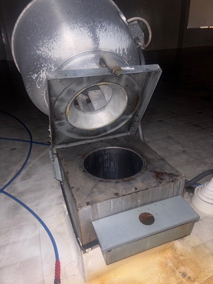 After pictures of a exhaust hood fan 