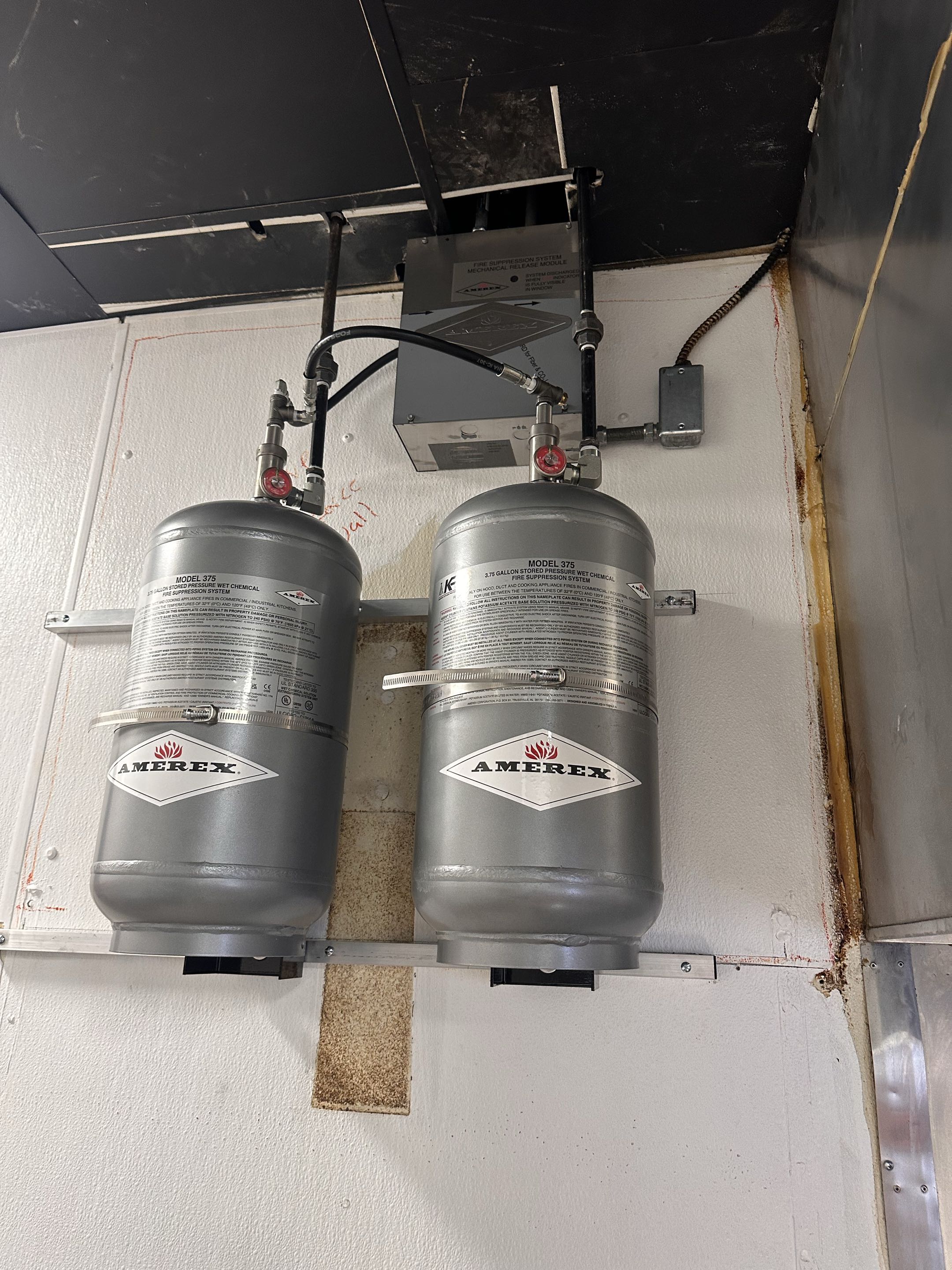 A comprehensive fire suppression system was installed, starting with nozzles and progressing to control heads and tanks. Each component was meticulously selected and installed to ensure optimal performance. Fire extinguishers were also installed for customers, tailored to their specific needs and environments. The installation process adhered to stringent safety standards and regulations. The final inspection confirmed that all systems were functioning correctly, providing peace of mind and enhanced safety. Customer satisfaction was achieved through clear communication and high-quality service.