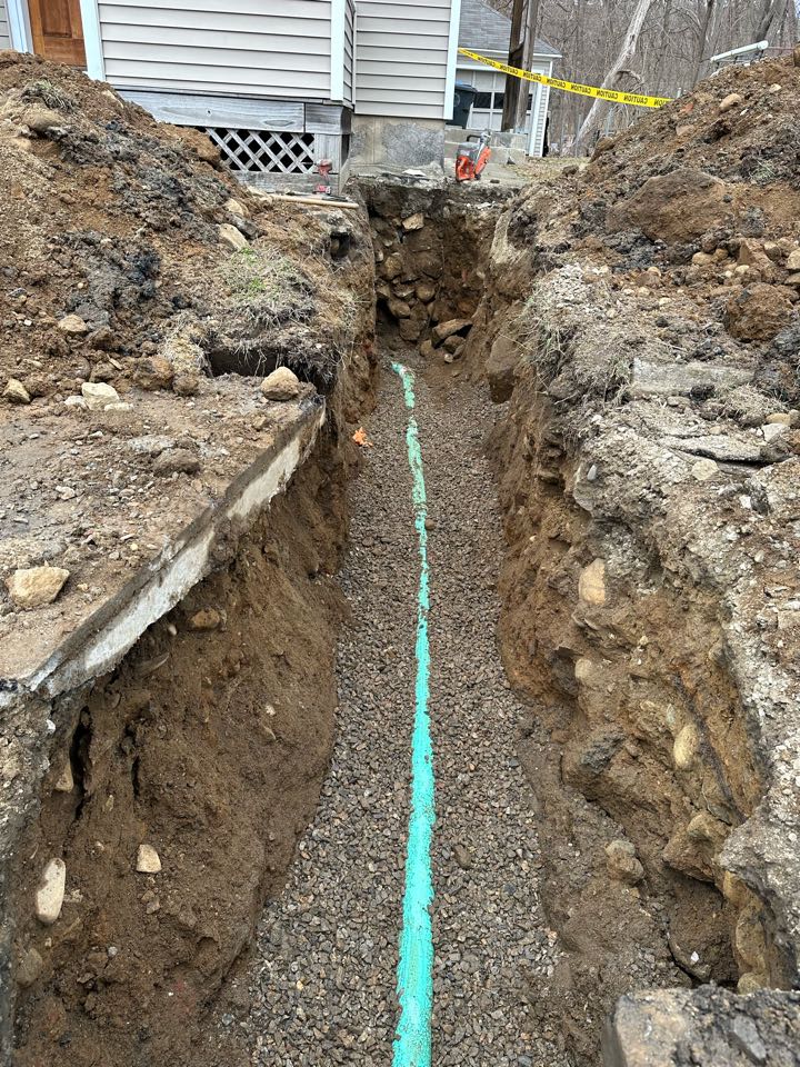 Sewer line repair to replace an old clay pipe that has broken joints in several spots and also removed a trap in the road before the main  #dirtydeedsexcavation