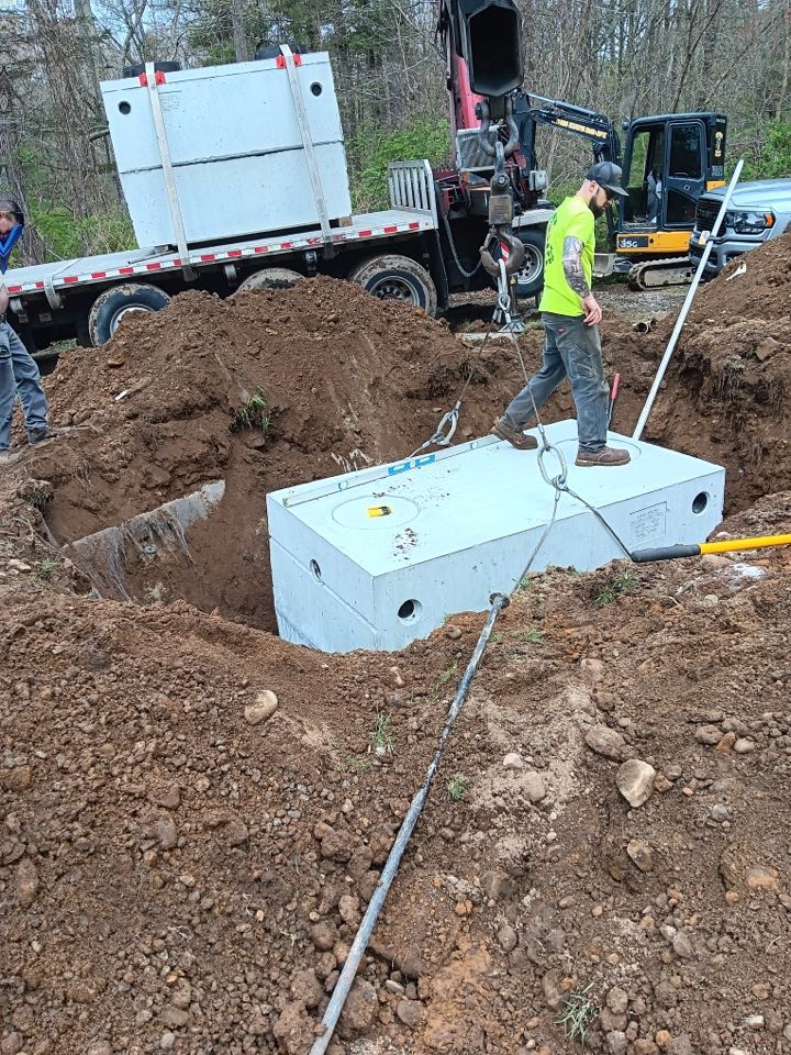 New 1000 gallon septic tank replacement to get the week started!