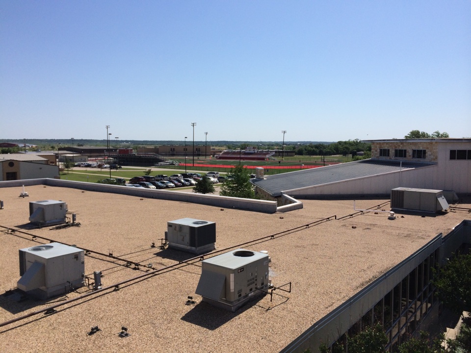 Maypearl ISD replace condensate drains on 30-40 RTUs 