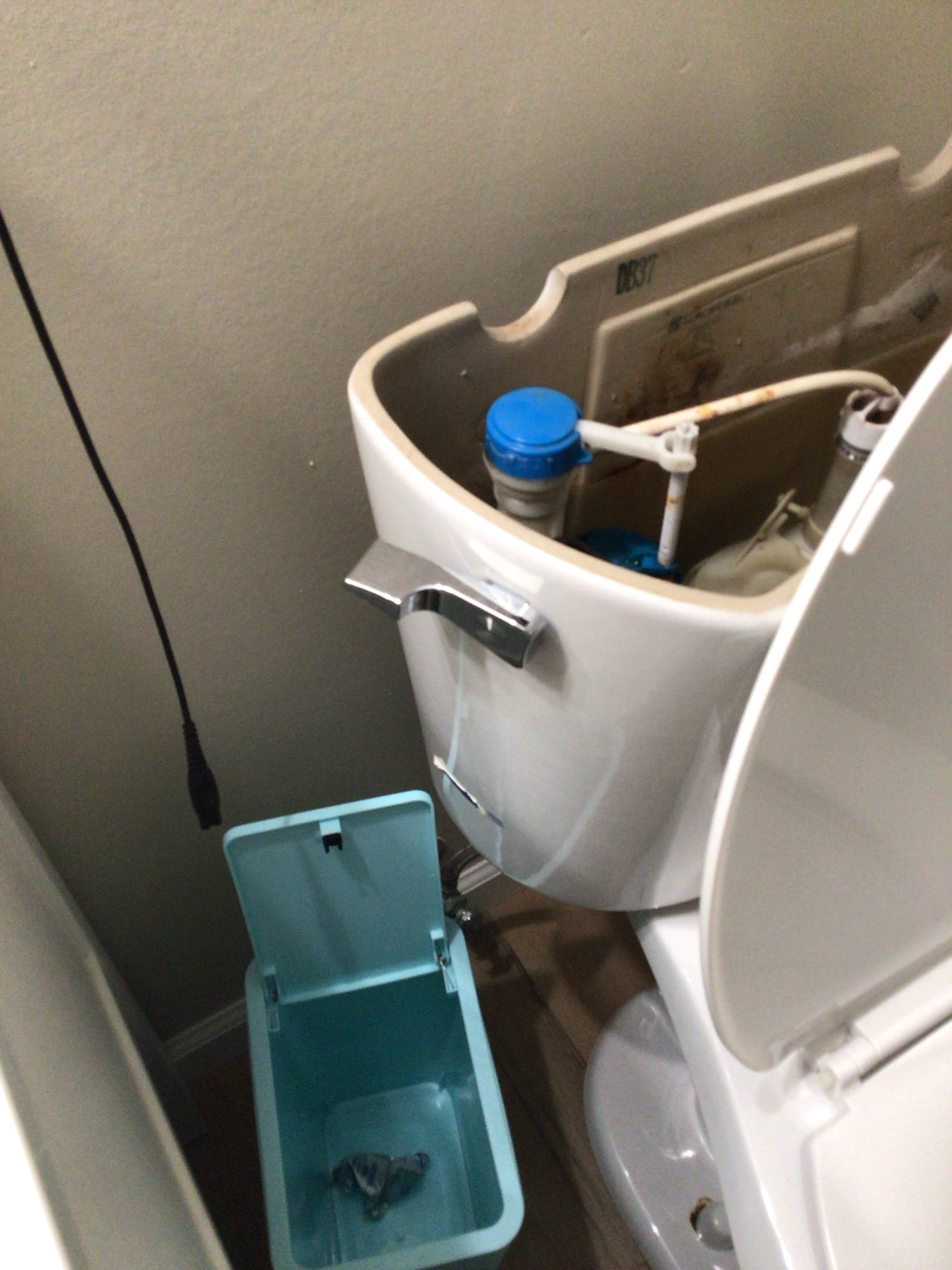 Arrived on site client stated the toilet handle broke off of the toilet. Upon inspection toilet handle was broken off client has a glacier bay toilet. Due to this part not being a stock item we charged for non- stock part and went to get the toilet handle. Replaced toilet handle and checked if the toilet handle was working properly. Everything is working as it should. Arrived on site client stated the toilet handle broke off of the toilet. Upon inspection toilet handle was broken off client has a glacier bay toilet. Due to this part not being a stock item we charged for non- stock part and went to get the toilet handle. Replaced toilet handle and checked if the toilet handle was working properly. Everything is working as it should.