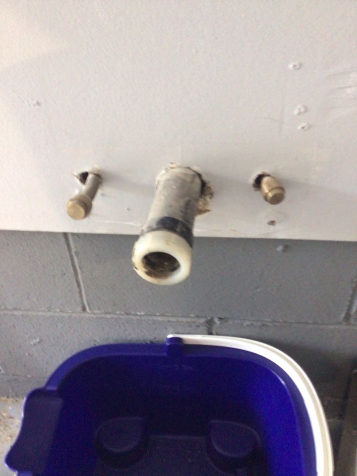 Bad smell in garage in Ocean NJ