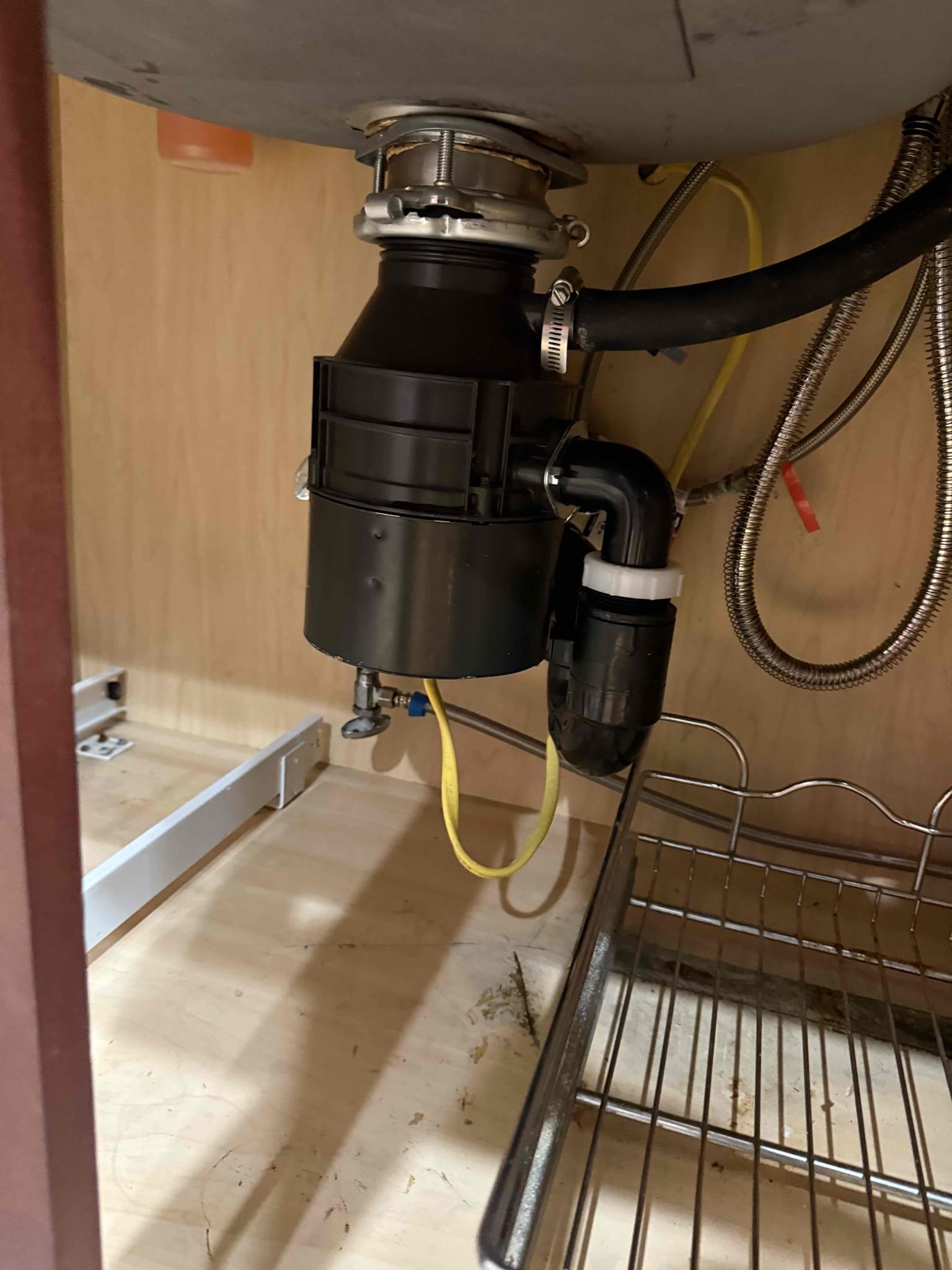 Customer stated that they had a leak on their garbage disposal after inspecting we found that the garbage disposal gas a pin hole leak. Myguy plumbing gave customer options to replace garbage disposal or to install regular drainage. Customer would like to install new garbage disposal. After Myguy plumbing installed garbage disposal, we tested for leaks, at this time there are no leaks found and everything is working as should.