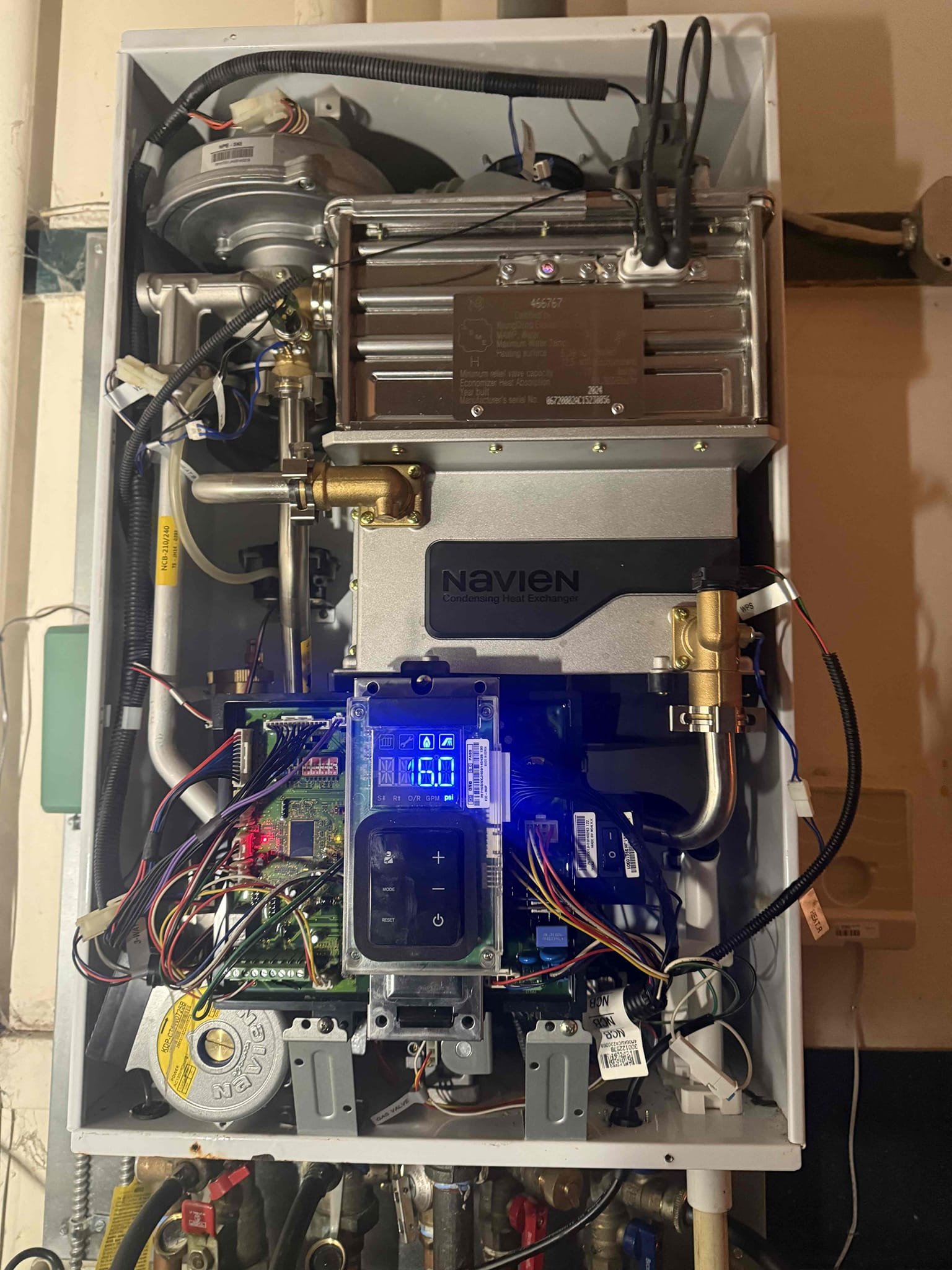 Arrived on site installed new heat exchanger tested all work and everything appears to be in working order and there appears to be no leaks at this time. Collected payment through service finance. 